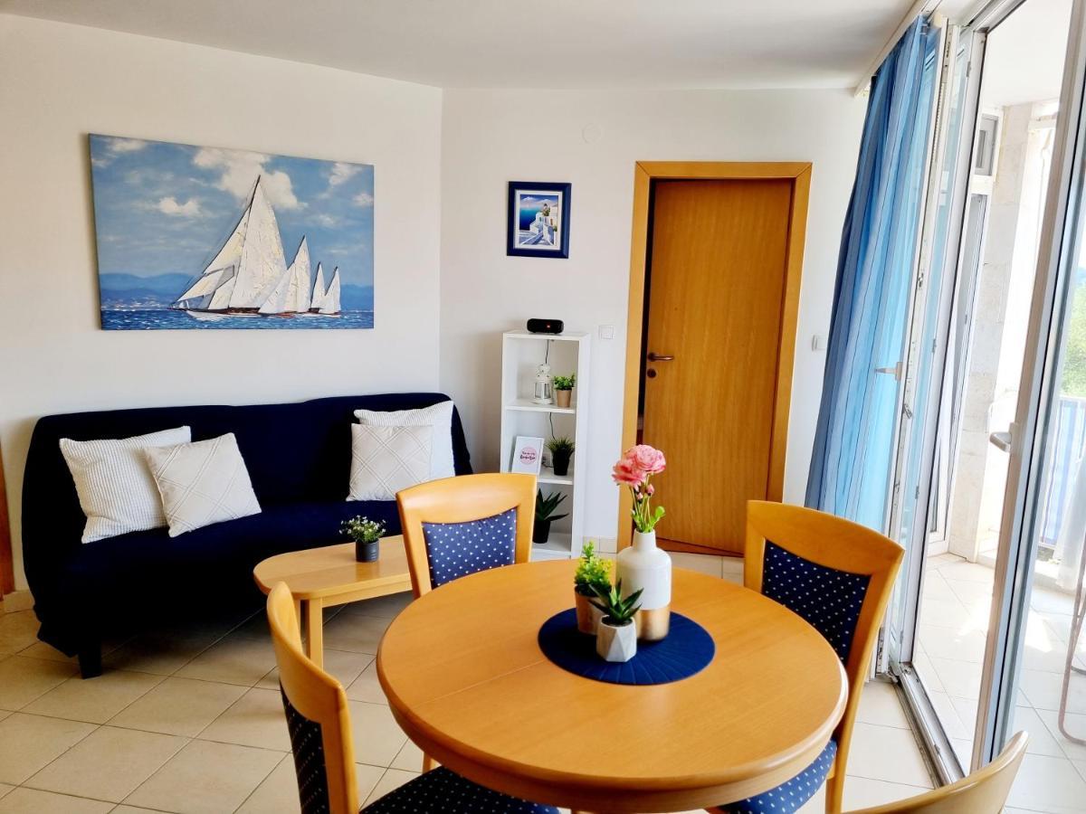 Appartamento Sea View App Mirta Umago Esterno foto