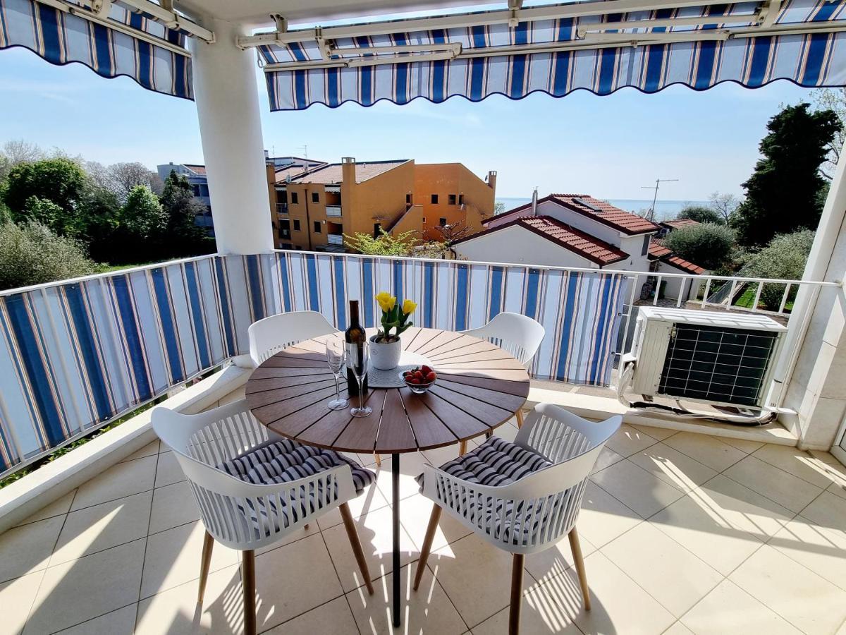 Appartamento Sea View App Mirta Umago Esterno foto