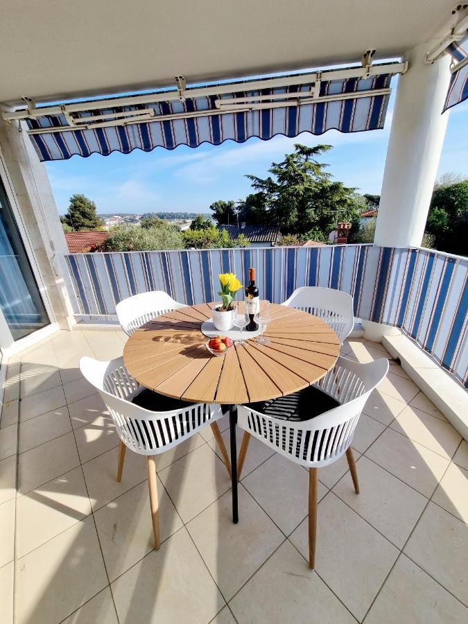 Appartamento Sea View App Mirta Umago Esterno foto